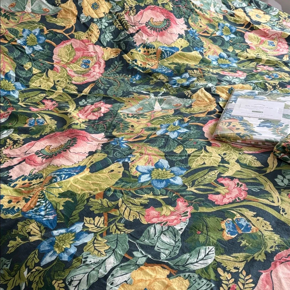 Pottery Barn Lyla Reversible Bedding